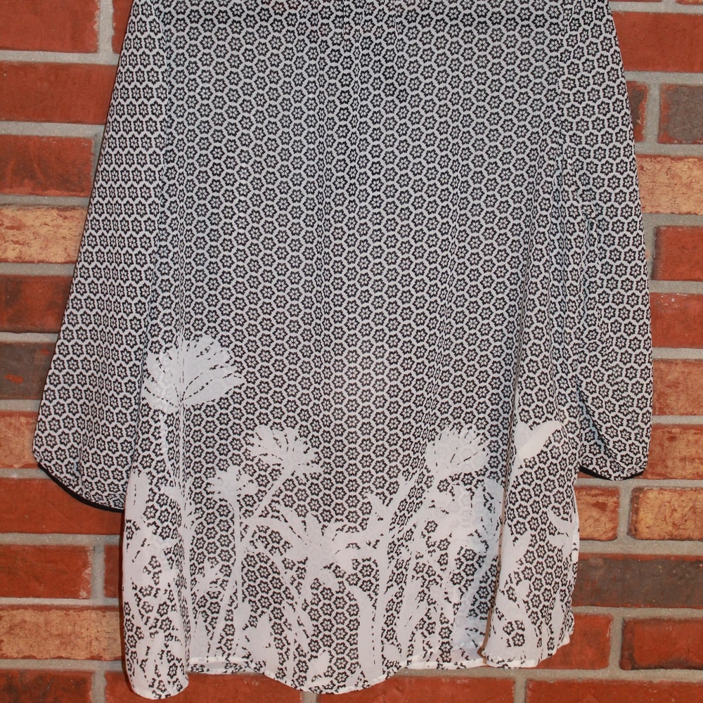 Tunic - Picture 5 of 5